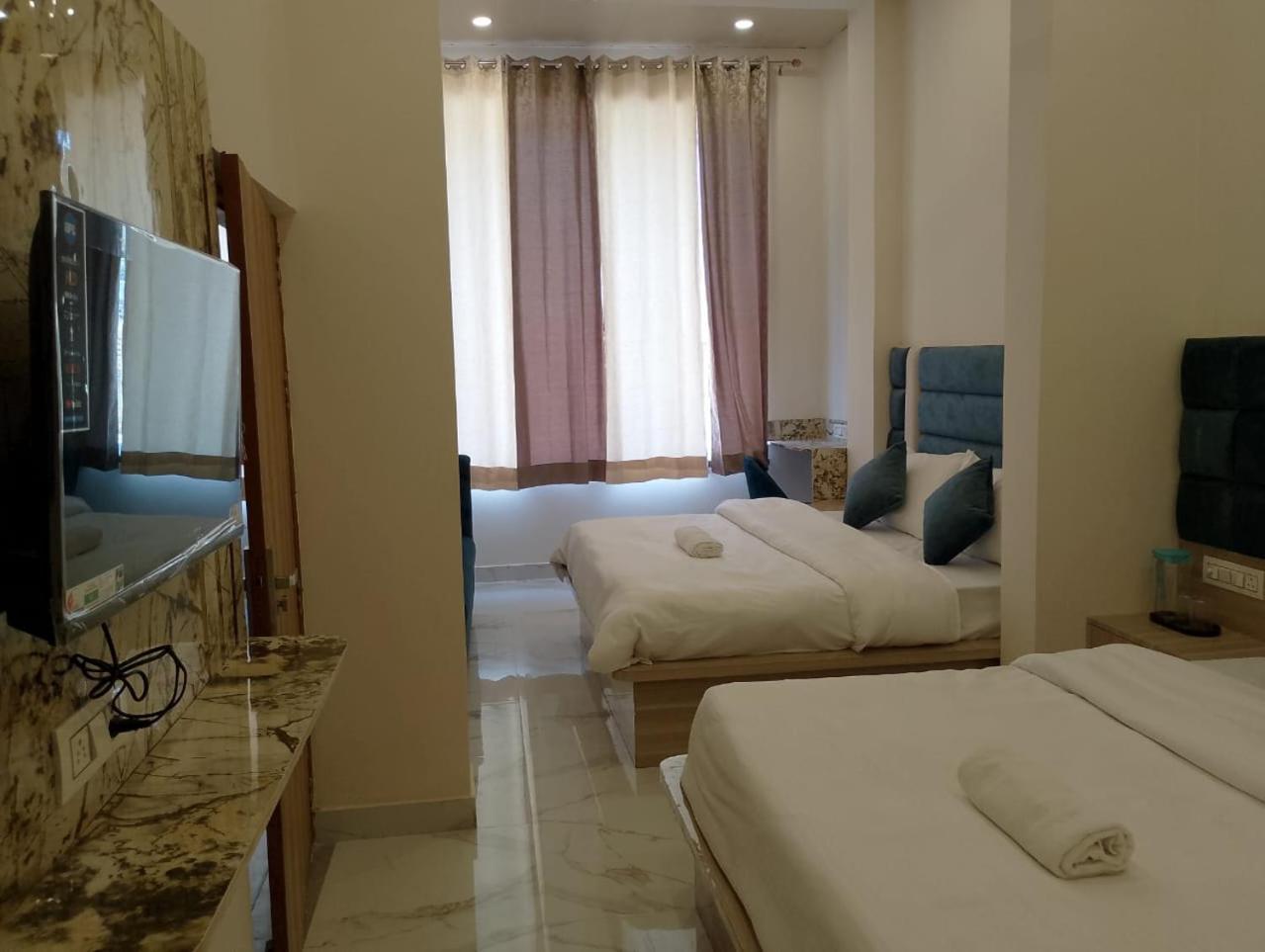 Hotel Lr Delite Inn Mathura Εξωτερικό φωτογραφία